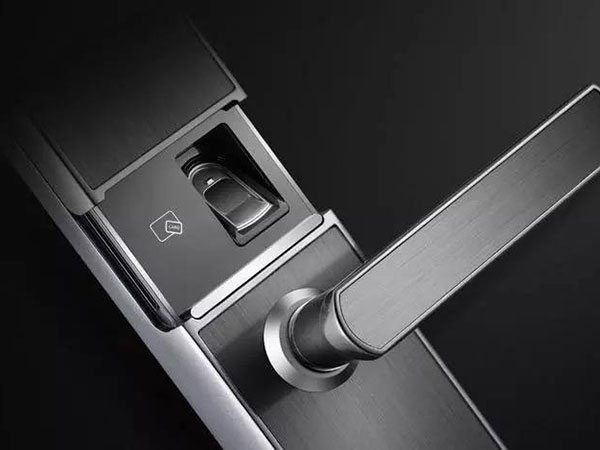 坡头24小时上门开锁公司